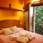Isabel Artemis Es * San Tirso de Abres