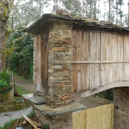 Isabel Artemis Es Apartment *