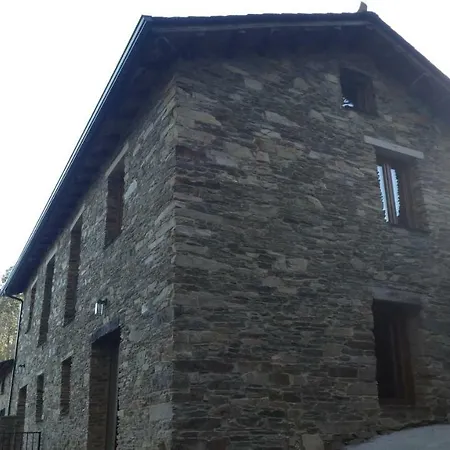 Isabel Artemis Es Apartamento